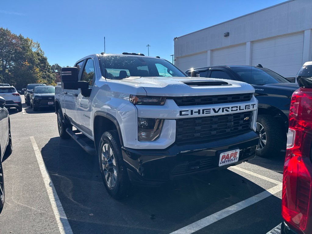Used 2023 Chevrolet Silverado 2500 Custom w/ Custom Convenience Package AWD/4WD image 2
