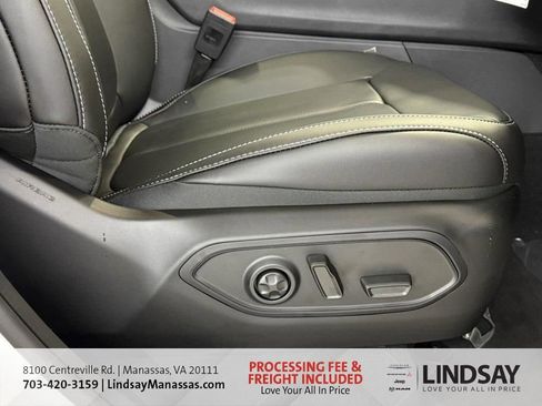 New 2025 Jeep Grand Cherokee Limited w/ Luxury Tech Group II AWD/4WD image 12