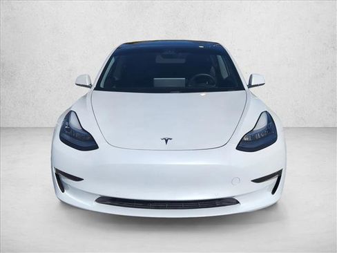 Used 2020 Tesla Model 3 Long Range image 2
