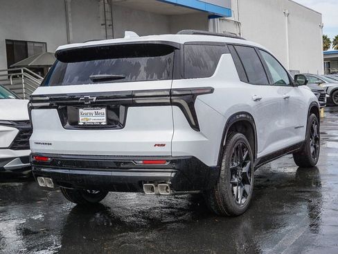 New 2026 Chevrolet Traverse RS image 8