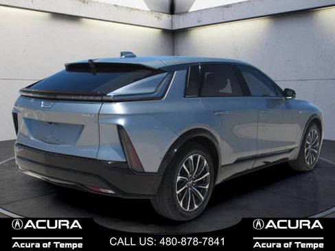 Used 2024 Cadillac Lyriq Sport RWD image 5