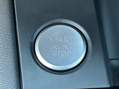 Used 2021 Audi A4 2.0T Premium Plus w/ Premium Plus Package image 16