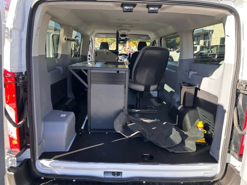 Used 2019 Ford Transit 150 XLT image 18