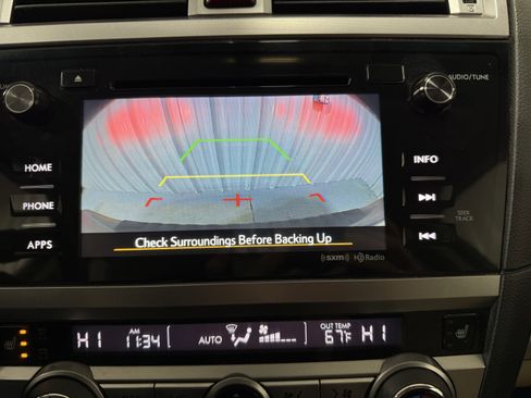 Used 2017 Subaru Outback 2.5i Premium image 16