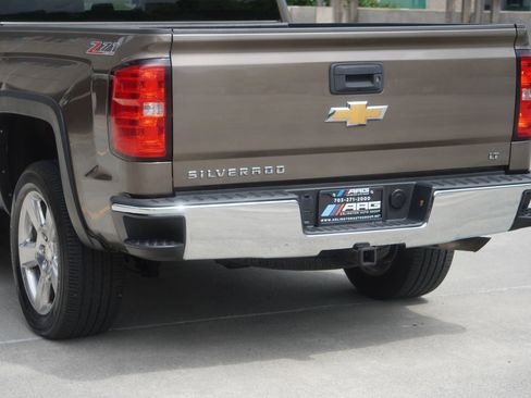 Used 2015 Chevrolet Silverado 1500 LT w/ LT Convenience Package AWD/4WD image 29