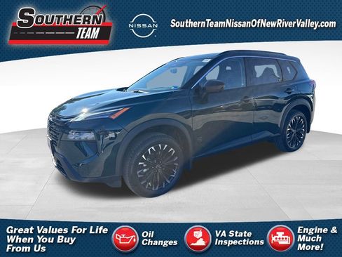 New 2026 Nissan Rogue SV image 1