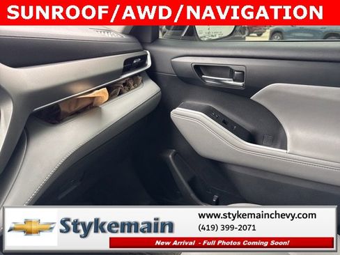 Used 2021 Toyota Highlander XLE image 20