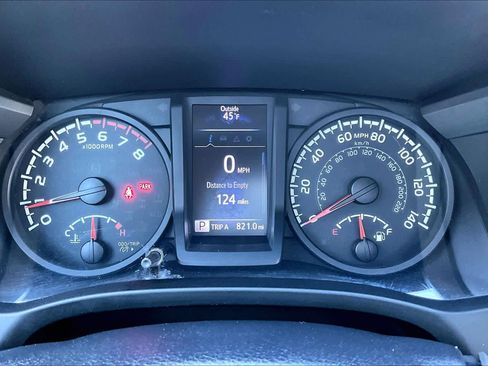 Used 2019 Toyota Tacoma SR image 26