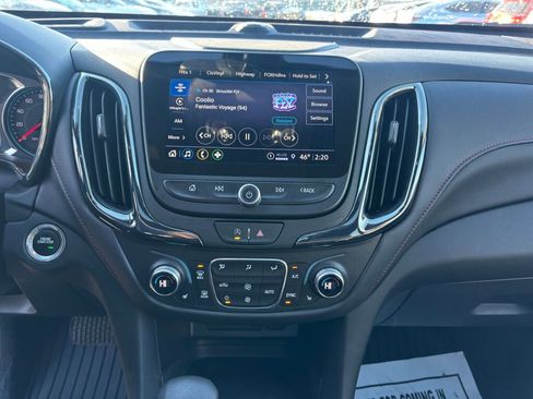 Used 2024 Chevrolet Equinox RS w/ RS Leather Package image 18