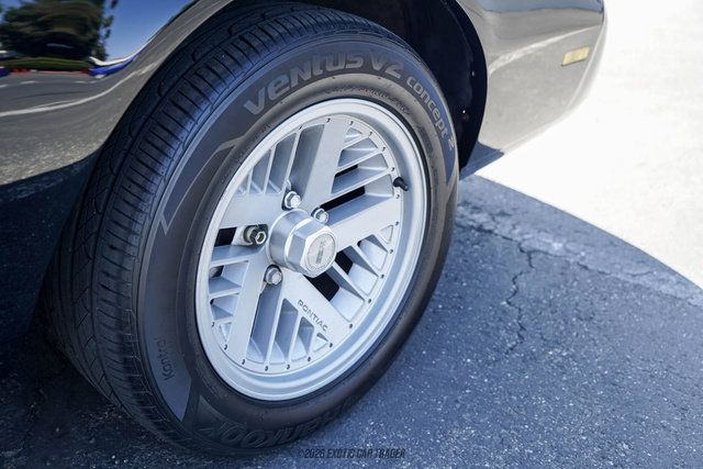 Used 1992 Pontiac Firebird Formula RWD image 86