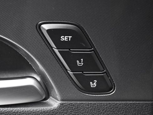 Used 2023 Hyundai Santa Fe Calligraphy w/ Cargo Package image 24