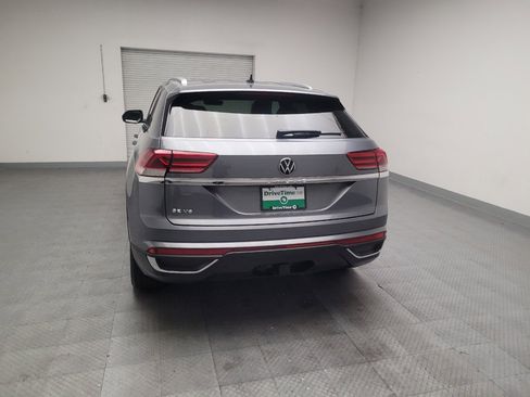Used 2023 Volkswagen Atlas Cross Sport SE w/ Black Wheel Package FWD image 6