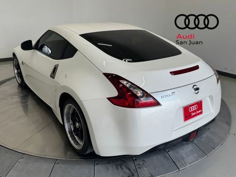Used 2020 Nissan 370Z Coupe RWD image 35
