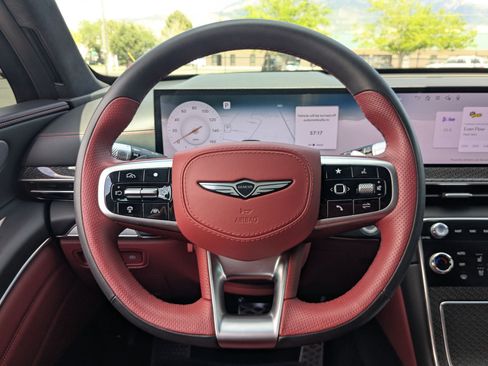 Used 2025 Genesis GV80 3.5T e-SC AWD/4WD image 18