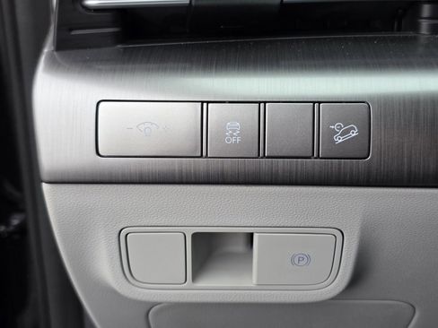 Used 2025 Hyundai Kona SEL image 22