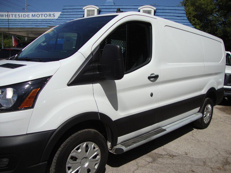 Used 2024 Ford Transit 250 Low Roof w/ Exterior Upgrade Package RWD image 3