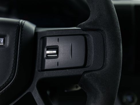 Used 2023 Land Rover Defender 110 Carpathian Edition image 13