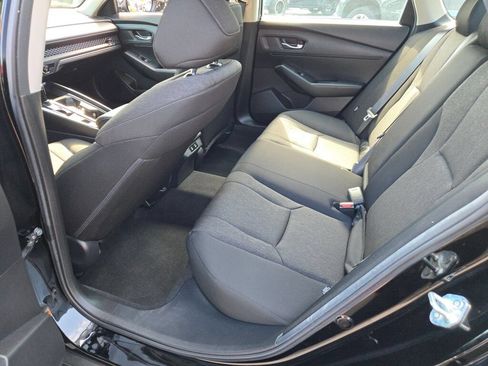 Used 2025 Honda Accord LX image 19