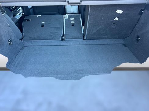 New 2026 Mercedes-Benz EQE 320 4MATIC SUV image 28