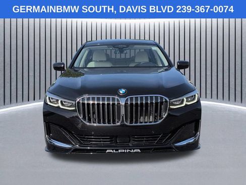 Used 2022 BMW ALPINA B7 xDrive AWD/4WD image 10