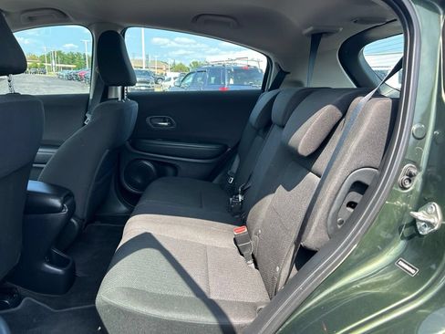 Used 2017 Honda HR-V LX image 5