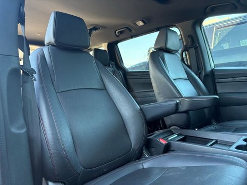 Used 2024 Honda Odyssey Sport image 14