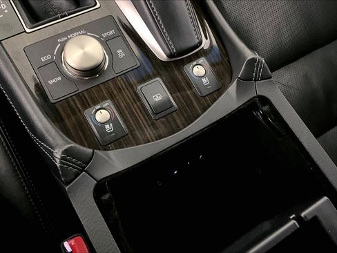 Used 2015 Lexus LS 460 w/ Comfort Package image 34