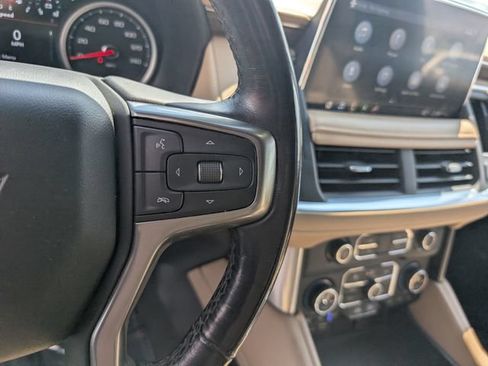 Used 2021 Chevrolet Tahoe Premier w/ Premium Package AWD/4WD image 18