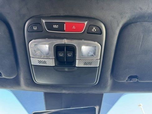 Used 2023 Kia Telluride SX Prestige image 19