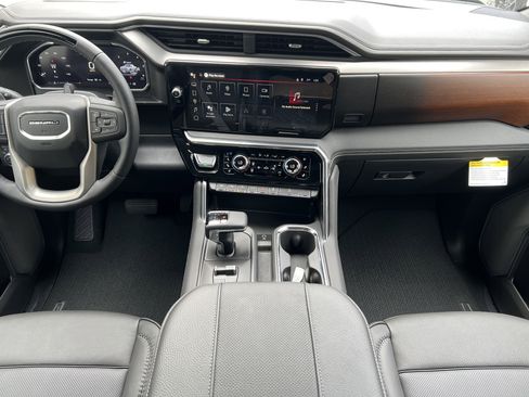New 2026 GMC Sierra 1500 Denali AWD/4WD image 33
