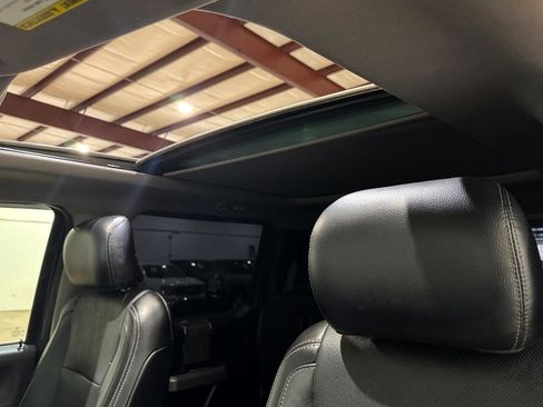 Used 2017 Ford F250 Lariat w/ Lariat Ultimate Package image 17