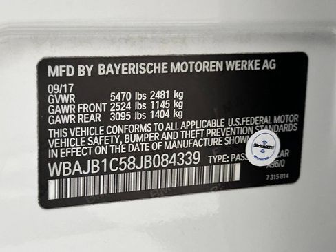 Used 2018 BMW 530e xDrive AWD/4WD image 23