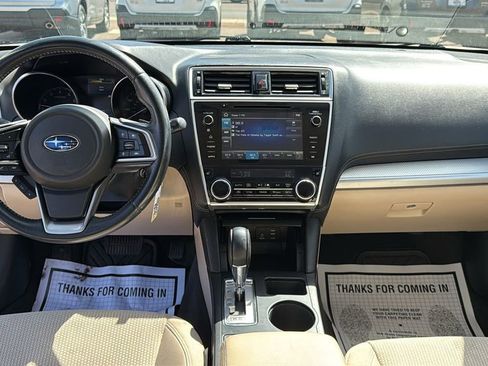 Used 2018 Subaru Outback 2.5i Premium AWD/4WD image 16