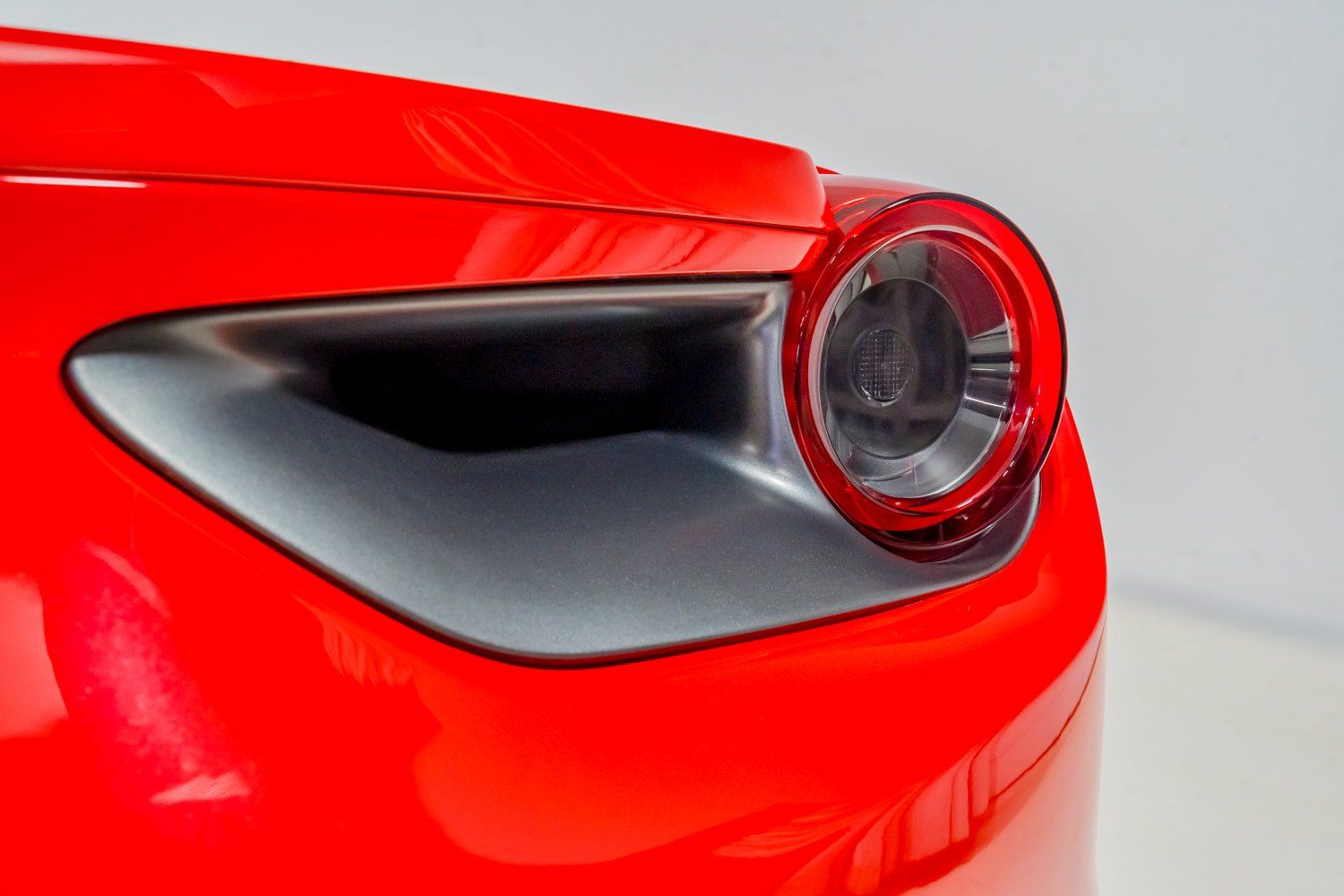 Certified 2017 Ferrari 488 Spider RWD image 58