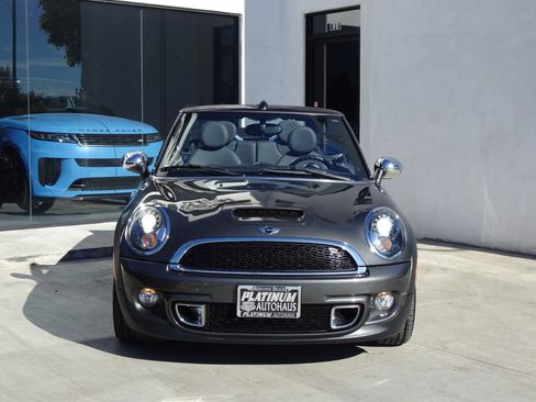 Used 2011 MINI Cooper S image 3