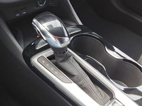 New 2026 Buick Envista Sport Touring FWD image 25