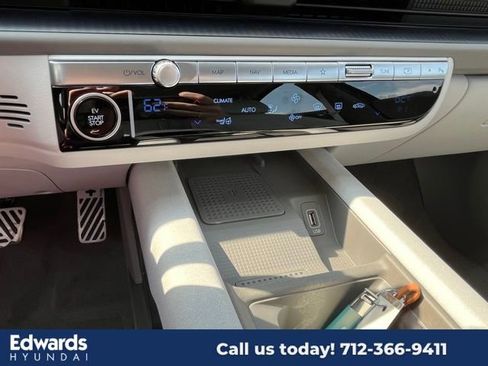 New 2024 Hyundai Ioniq 6 Limited image 23