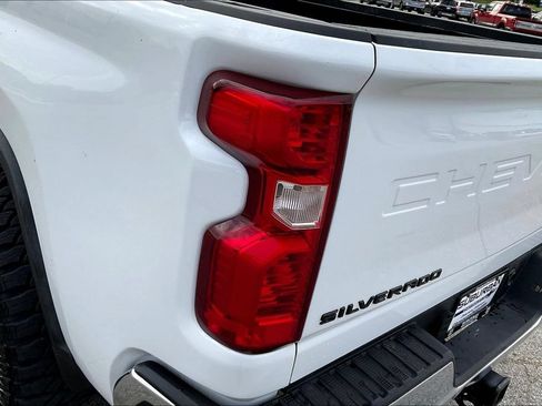 Used 2022 Chevrolet Silverado 2500 LT w/ Convenience Package AWD/4WD image 27