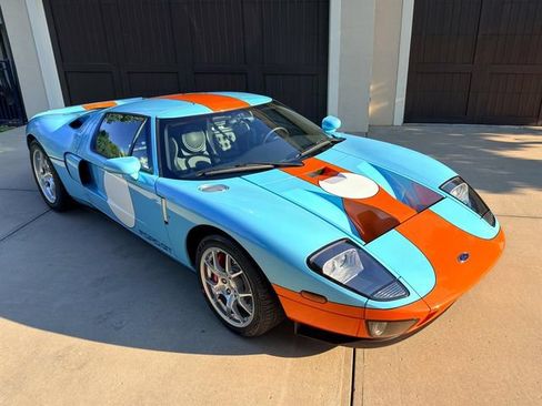 Used 2006 Ford GT RWD image 59