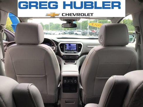 Used 2023 GMC Acadia SLT w/ Technology Package AWD/4WD image 38