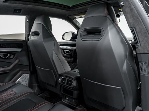 Used 2022 Lamborghini Urus image 34