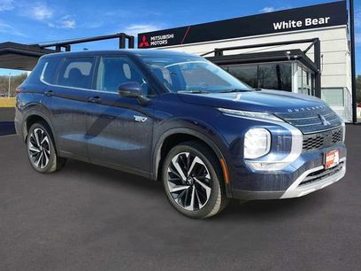 Used 2025 Mitsubishi Outlander SE