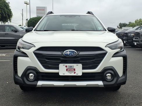 Certified 2023 Subaru Outback Limited AWD/4WD image 2