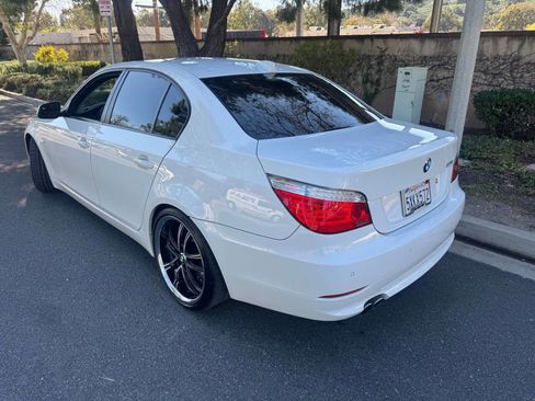 Used 2010 BMW 535i Sedan image 4