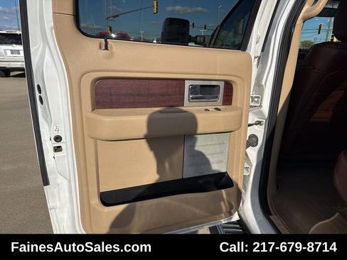 Used 2014 Ford F150 King Ranch w/ King Ranch Luxury Package image 65