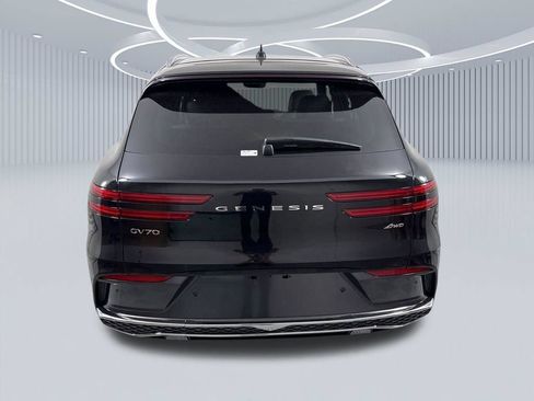 New 2026 Genesis GV70 2.5T Advanced AWD/4WD image 4