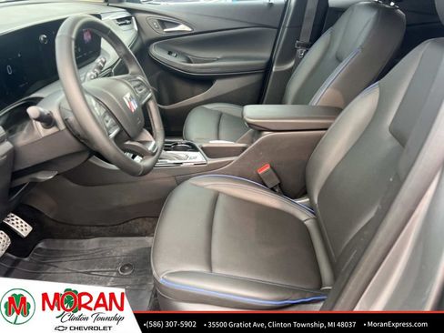 Used 2025 Buick Encore GX Sport Touring w/ Comfort Package FWD image 17