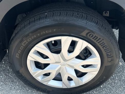 Used 2026 Toyota Corolla Cross L FWD image 11
