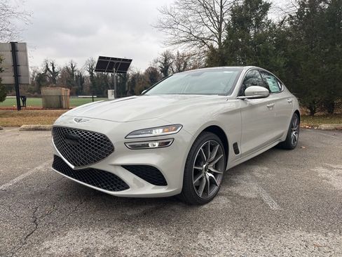 New 2026 Genesis G70 2.5T image 5