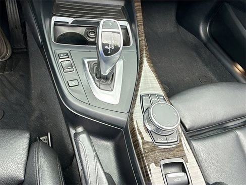 Used 2018 BMW M240i Convertible image 18